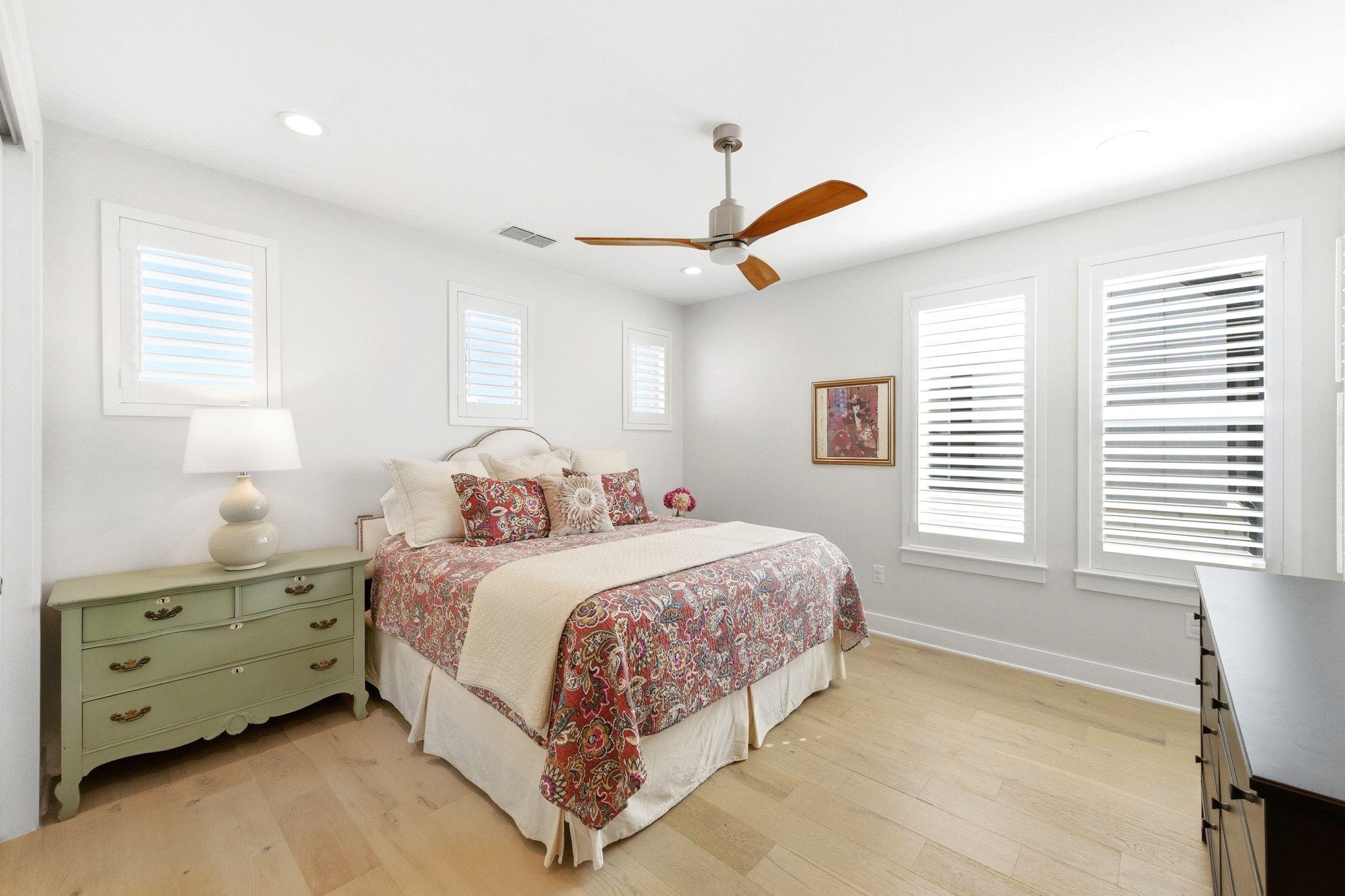 4209 Elevator Dr, Austin, TX 78731