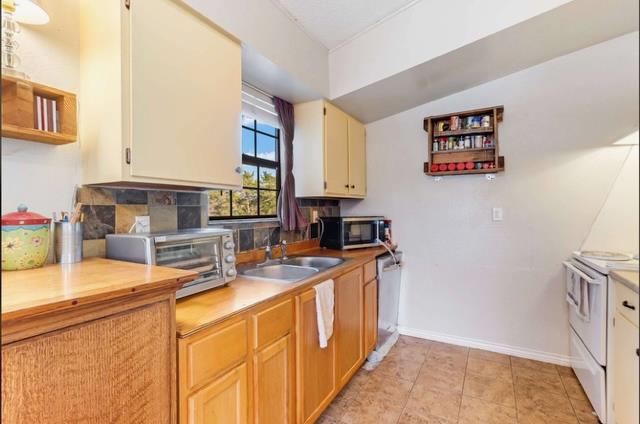 420 Sunset Dr, Burnet, TX 78611