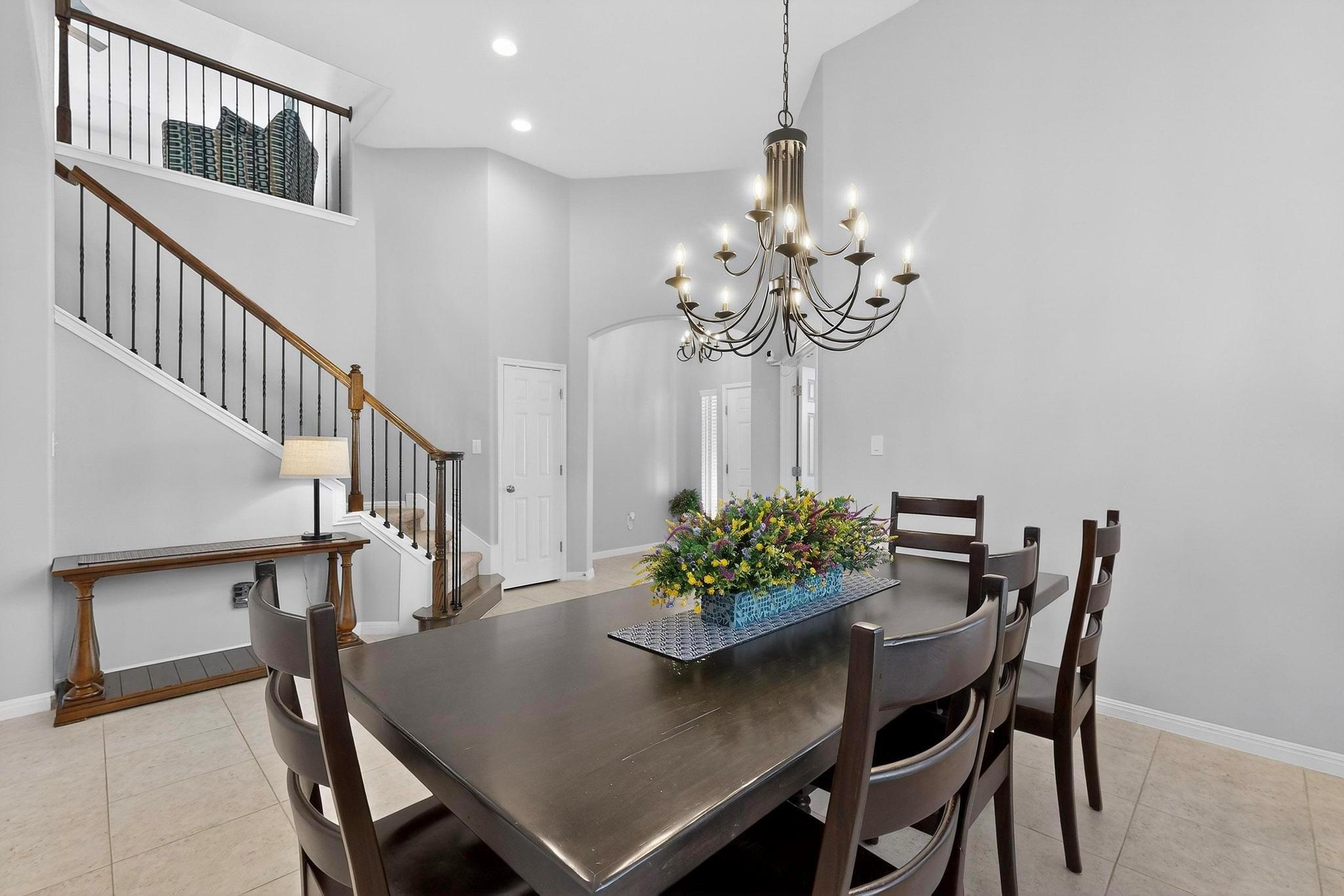 1913 Goldilocks Ln, Austin, TX 78652