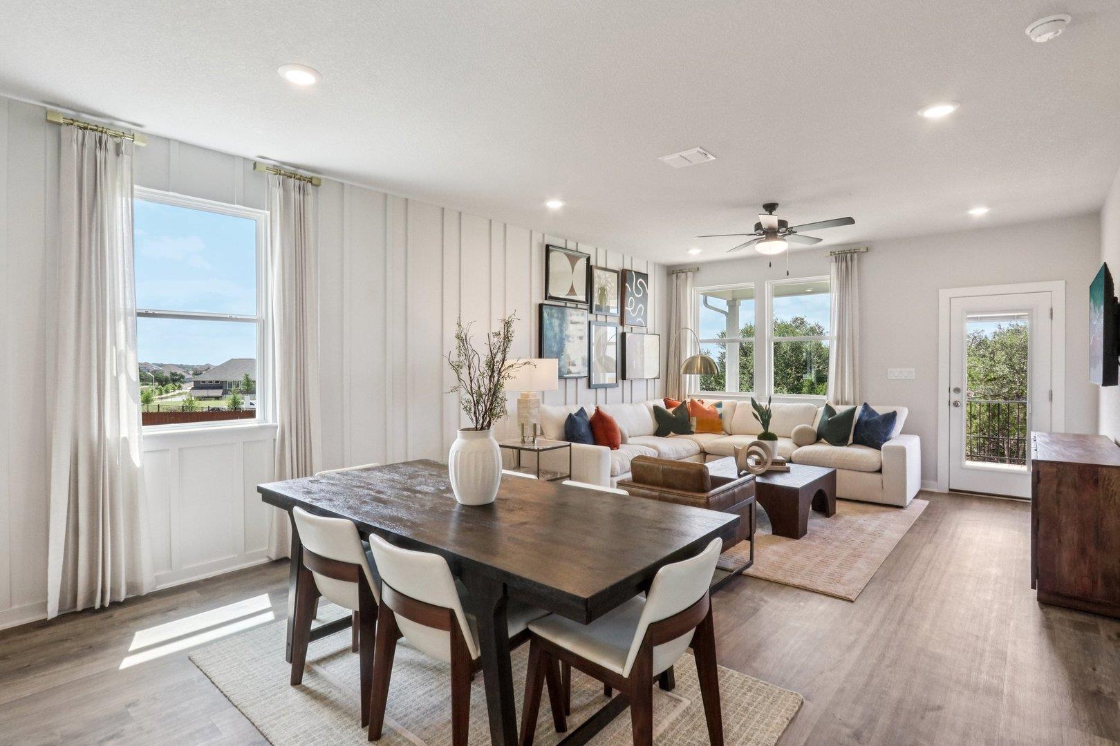 220 Bendecido Loop, Elgin, TX 78621