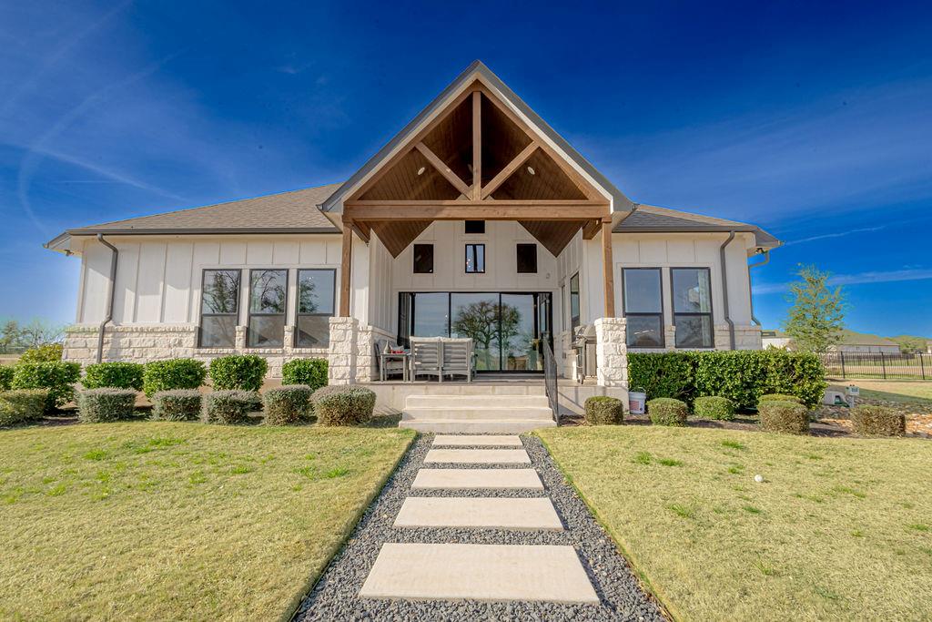 217 Northcrest Dr, Liberty Hill, TX 78642