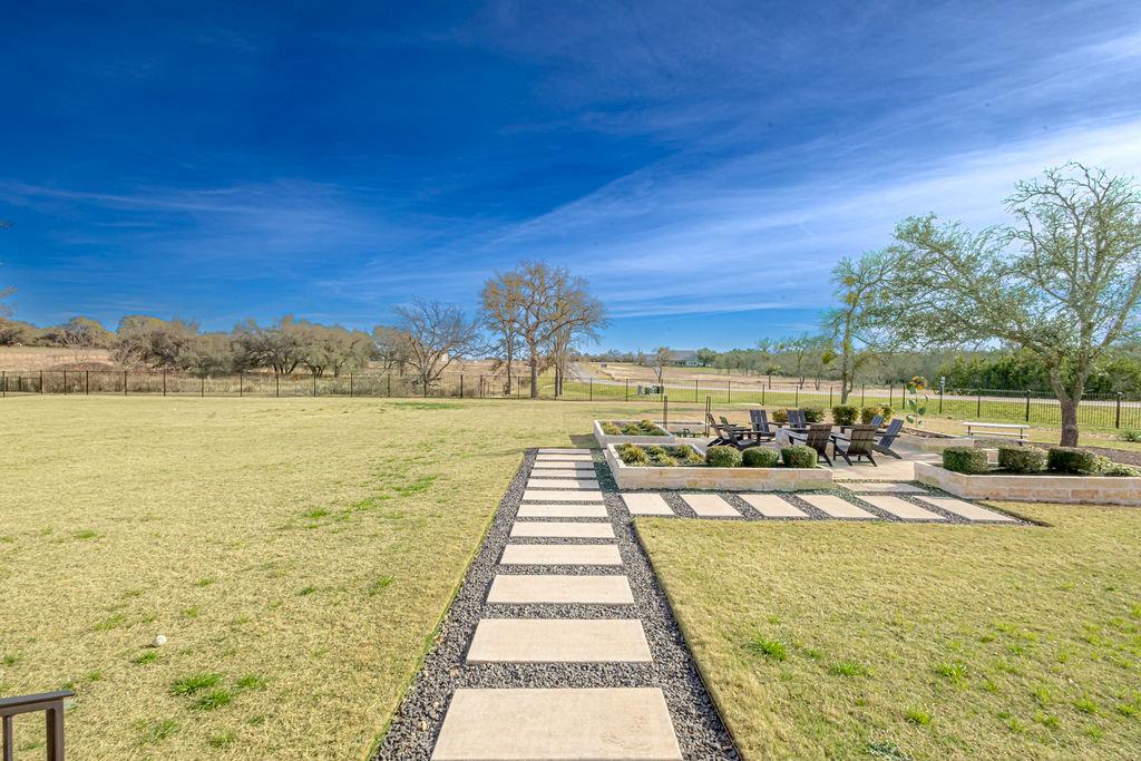 217 Northcrest Dr, Liberty Hill, TX 78642