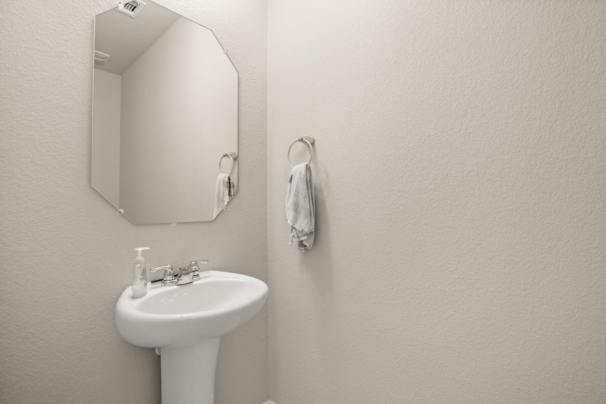 6601 San Isidro Dr, Austin, TX 78744