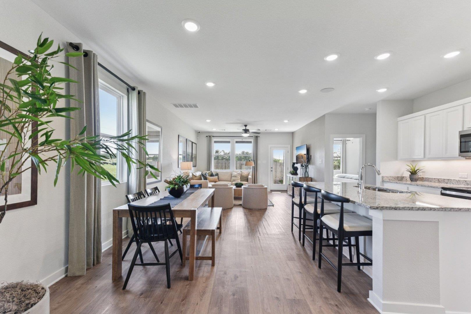 119 Two Bits Ln, Elgin, TX 78621