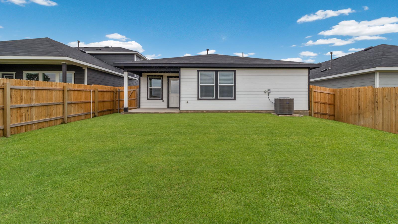 350 San Juan Trl, Bastrop, TX 78602