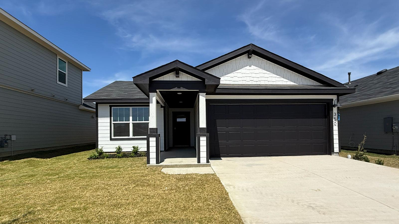 350 San Juan Trl, Bastrop, TX 78602