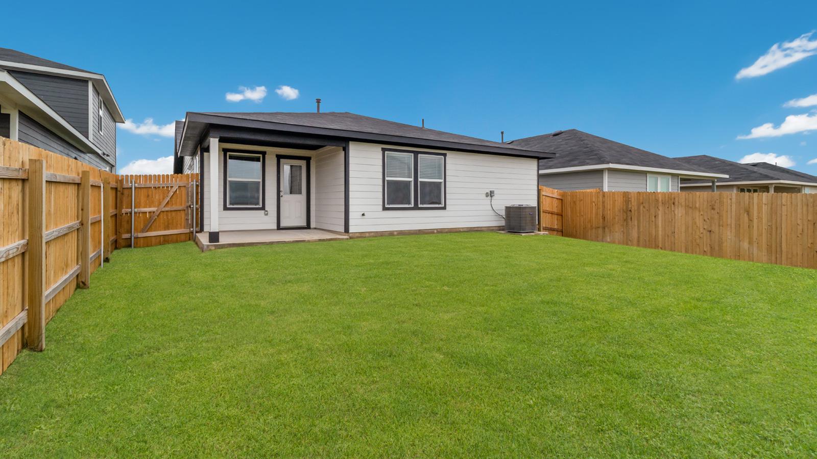 350 San Juan Trl, Bastrop, TX 78602