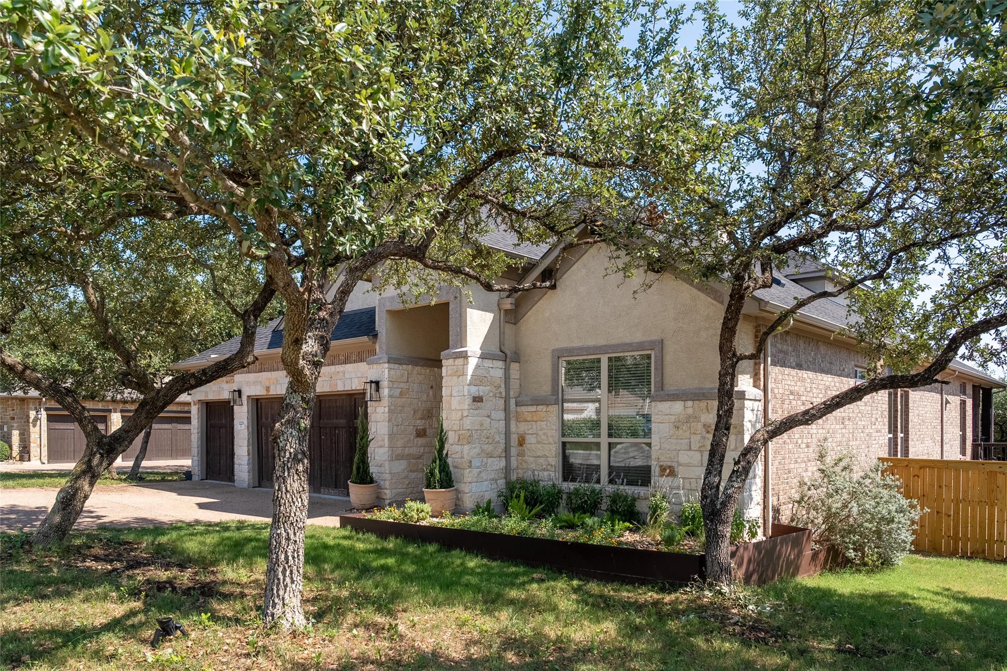 1225 Grassy Field Rd, Austin, TX 78737