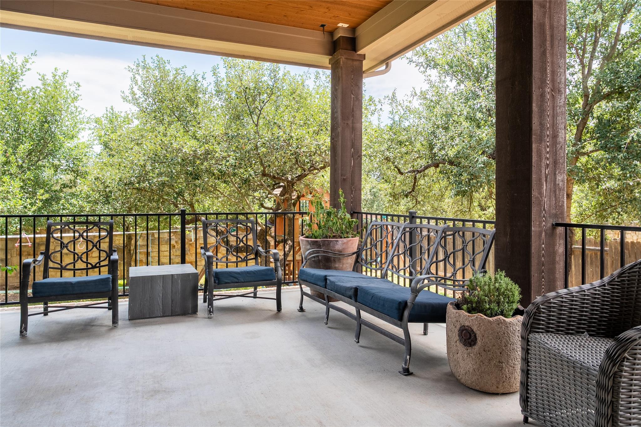 1225 Grassy Field Rd, Austin, TX 78737