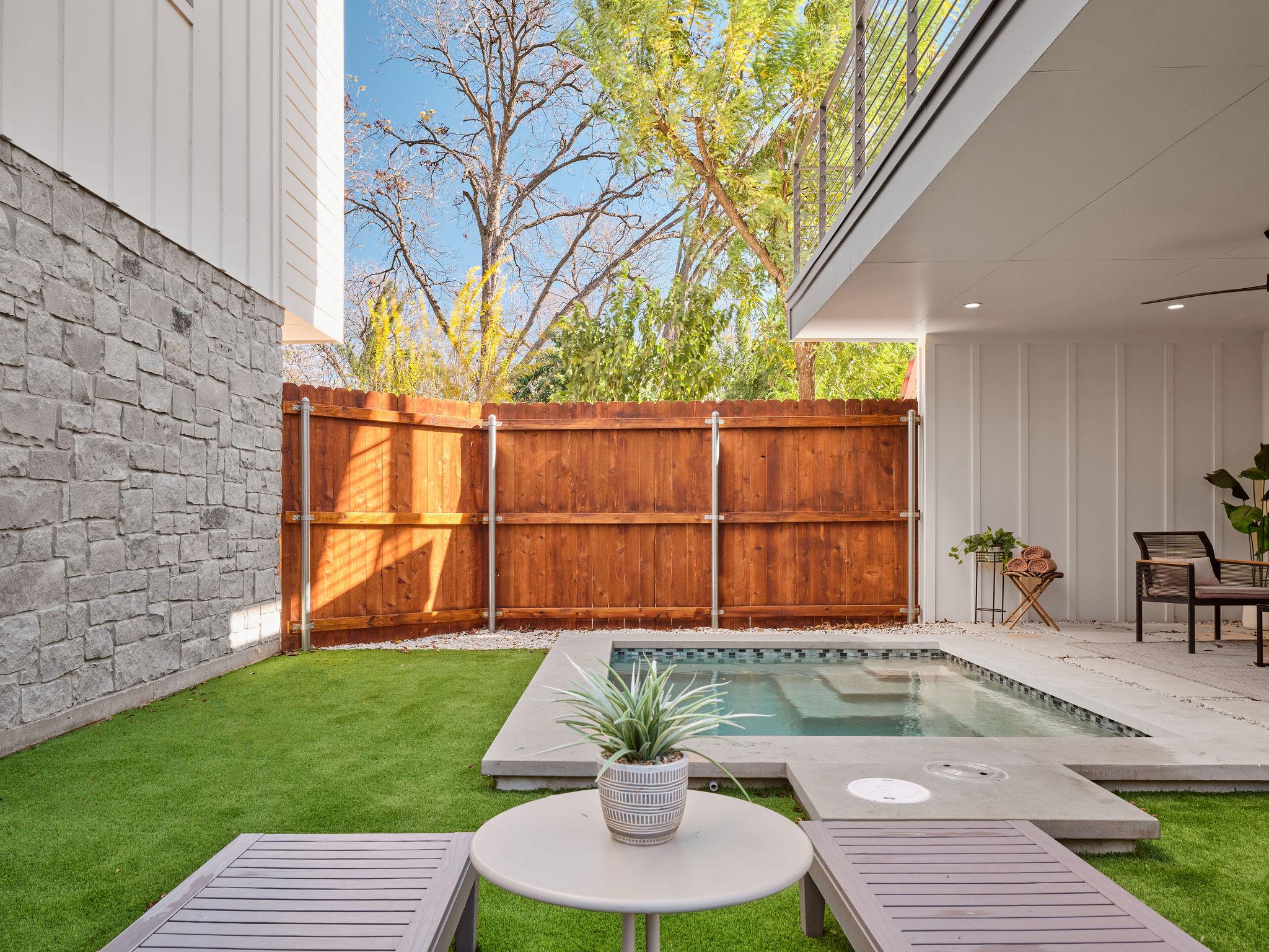 3208 Govalle Ave # 2, Austin, TX 78702