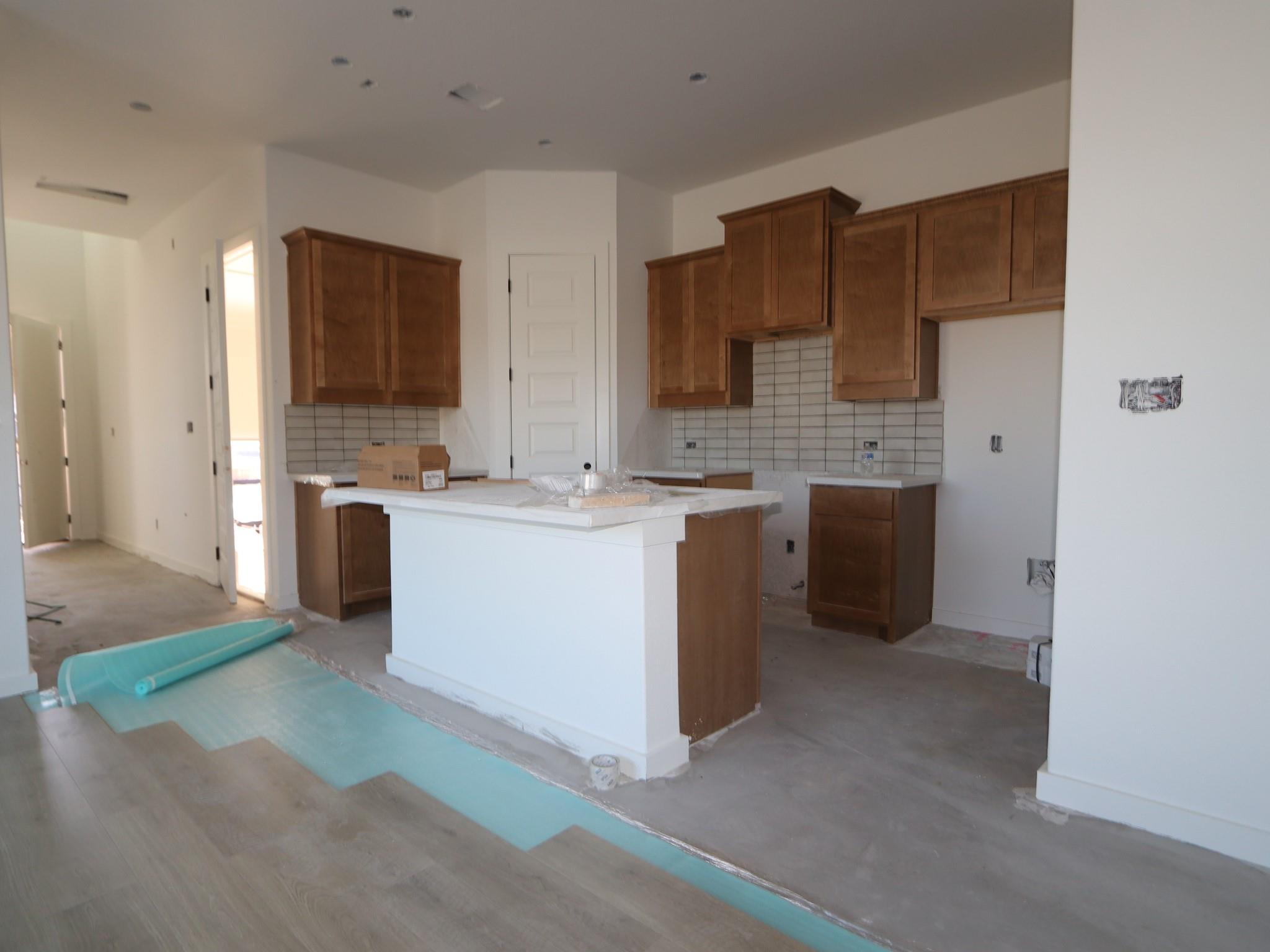 136 Bishop Wood Rd, Dripping Springs, TX 78620