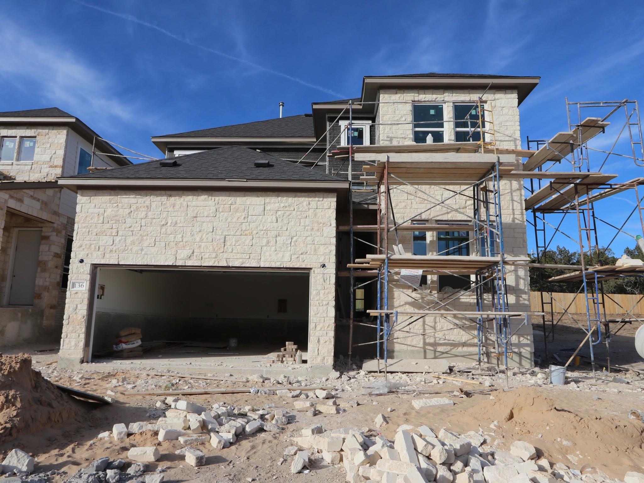 136 Bishop Wood Rd, Dripping Springs, TX 78620