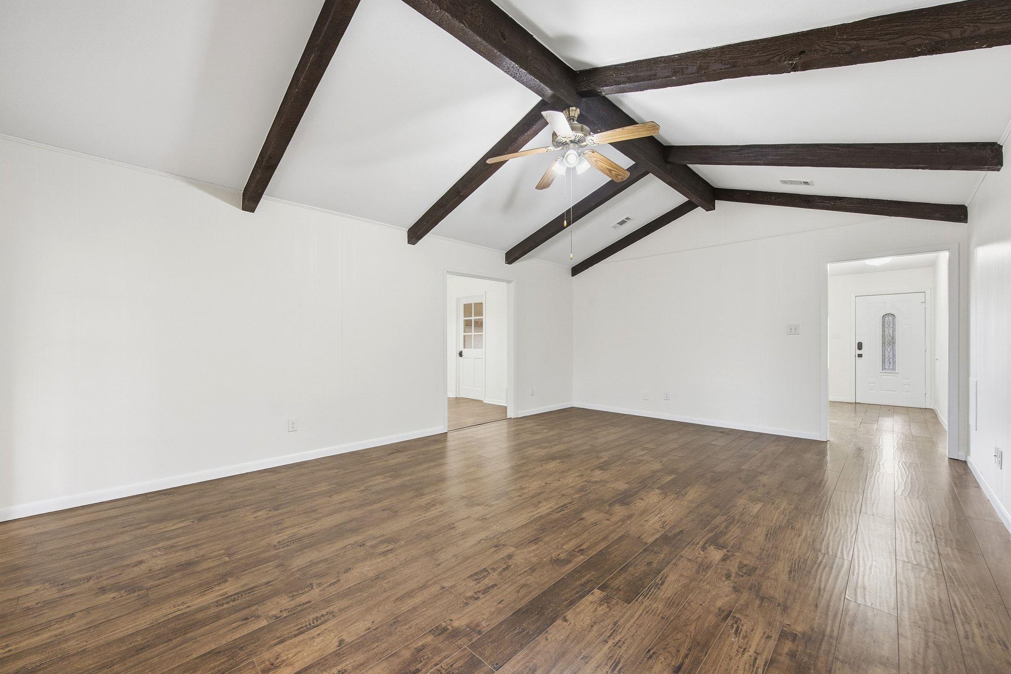 9504 Hansford Dr, Austin, TX 78753