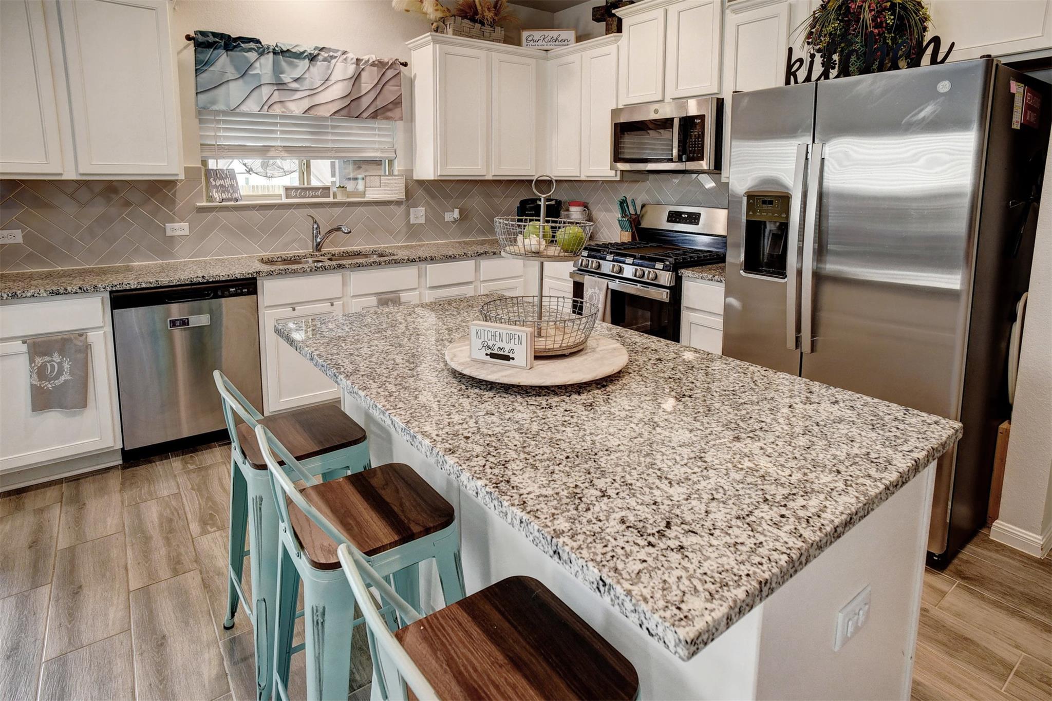 205 Driftwood Ln, Bastrop, TX 78602