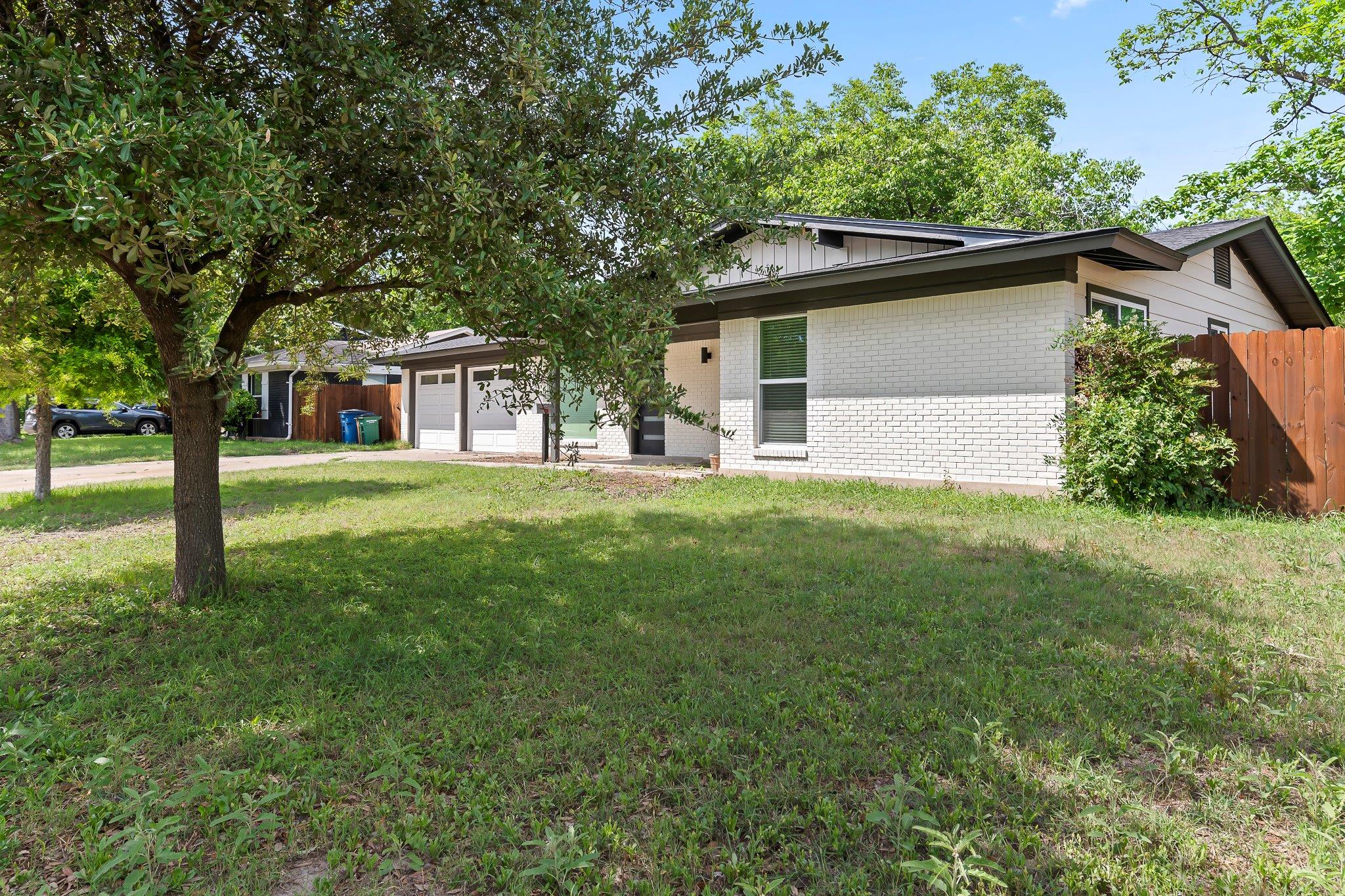 2914 Loyola Ln, Austin, TX 78723