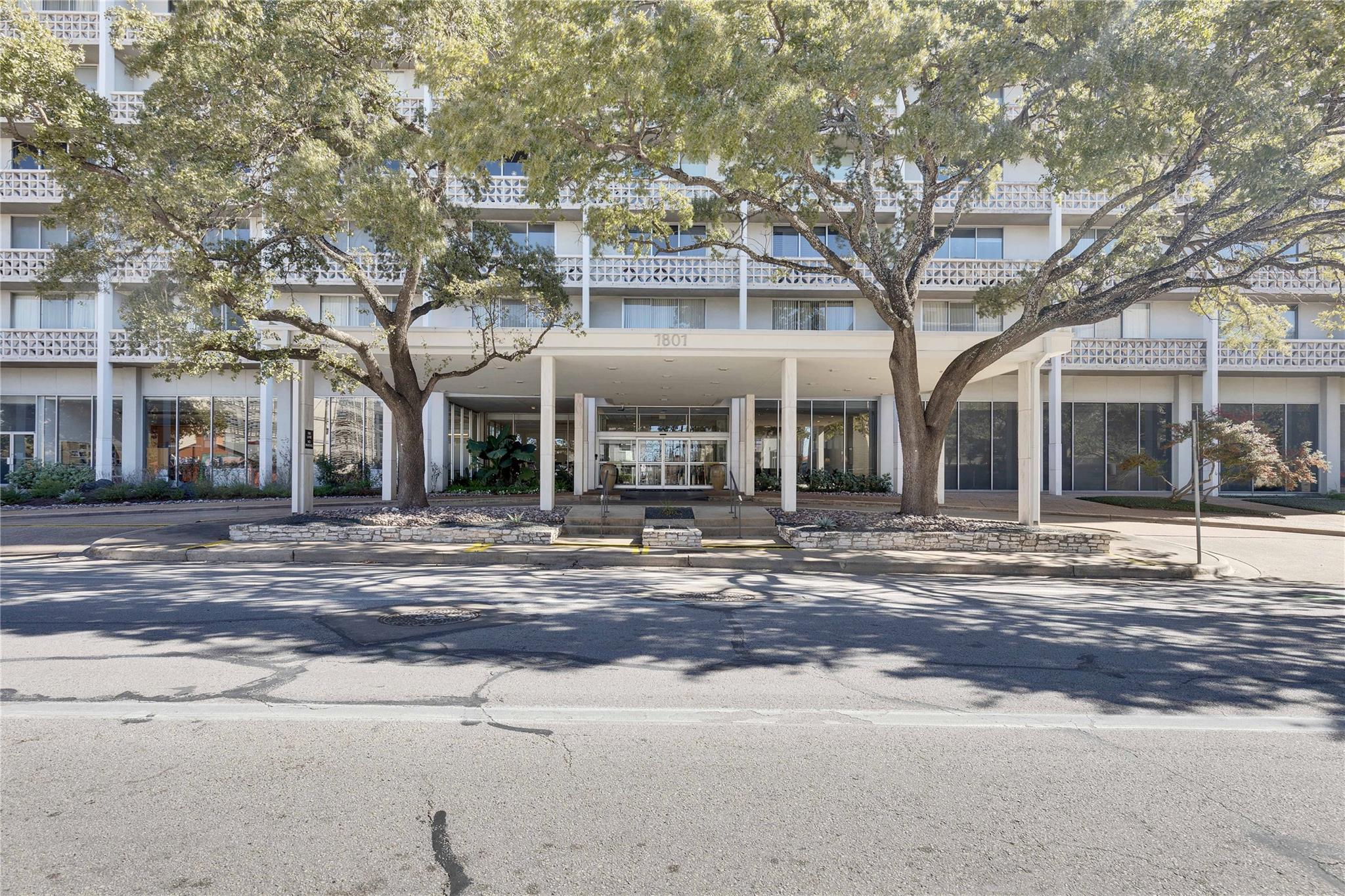 1801 Lavaca St # 5D, Austin, TX 78701