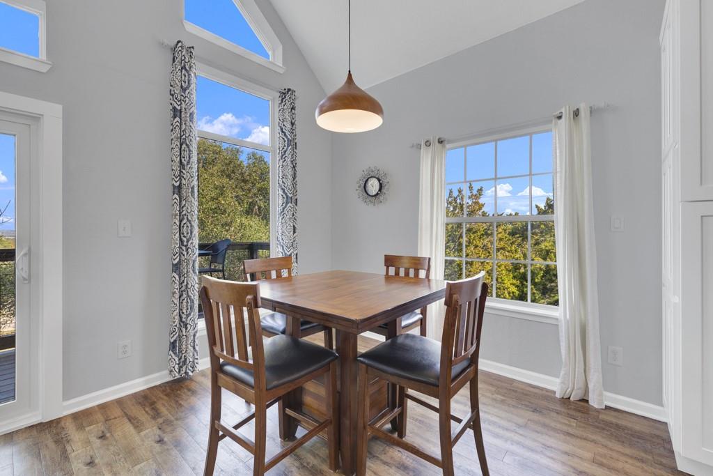 1156 Riviera Dr, Canyon Lake, TX 78133