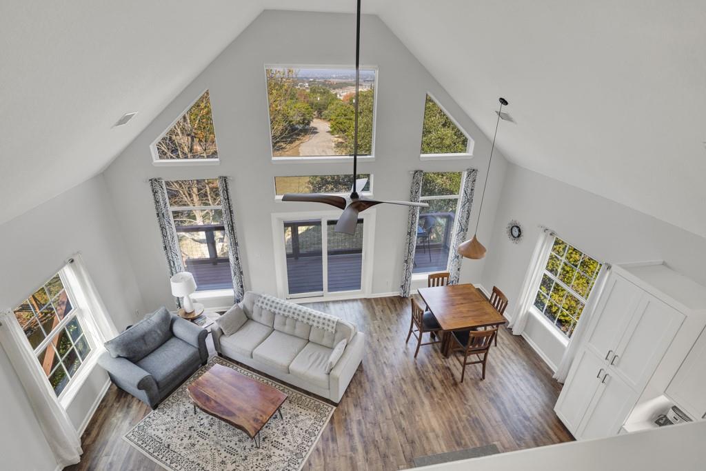 1156 Riviera Dr, Canyon Lake, TX 78133