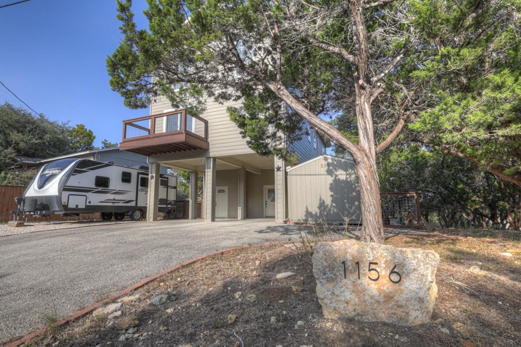 1156 Riviera Dr, Canyon Lake, TX 78133