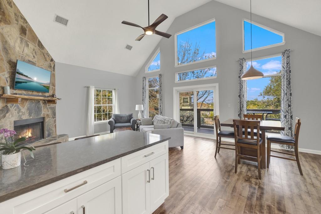 1156 Riviera Dr, Canyon Lake, TX 78133