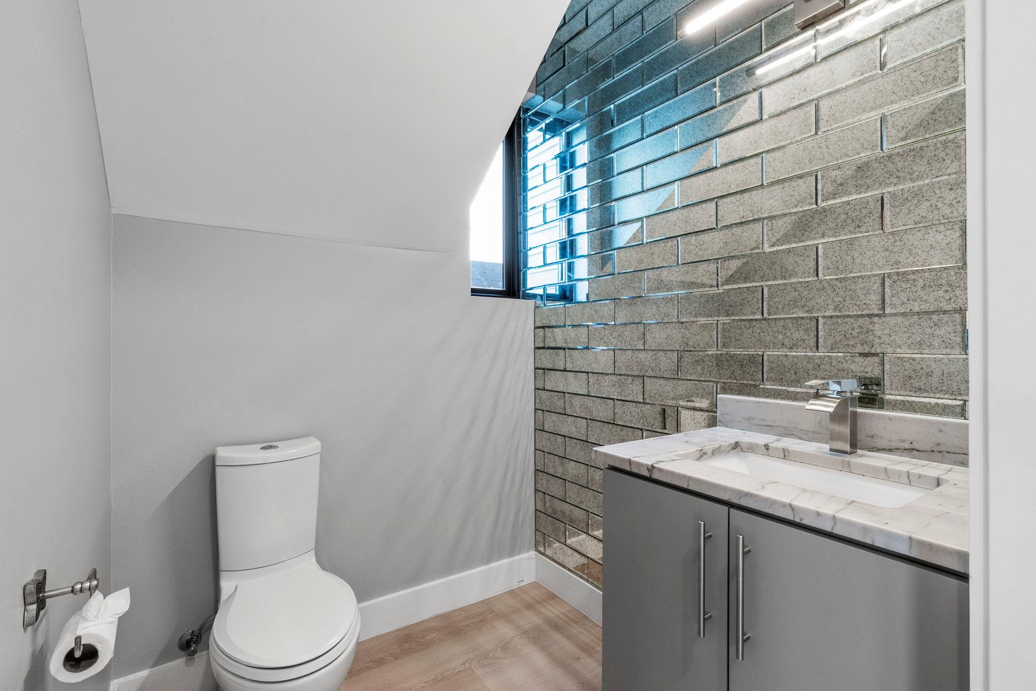 3612 Thompson St # 1, Austin, TX 78702