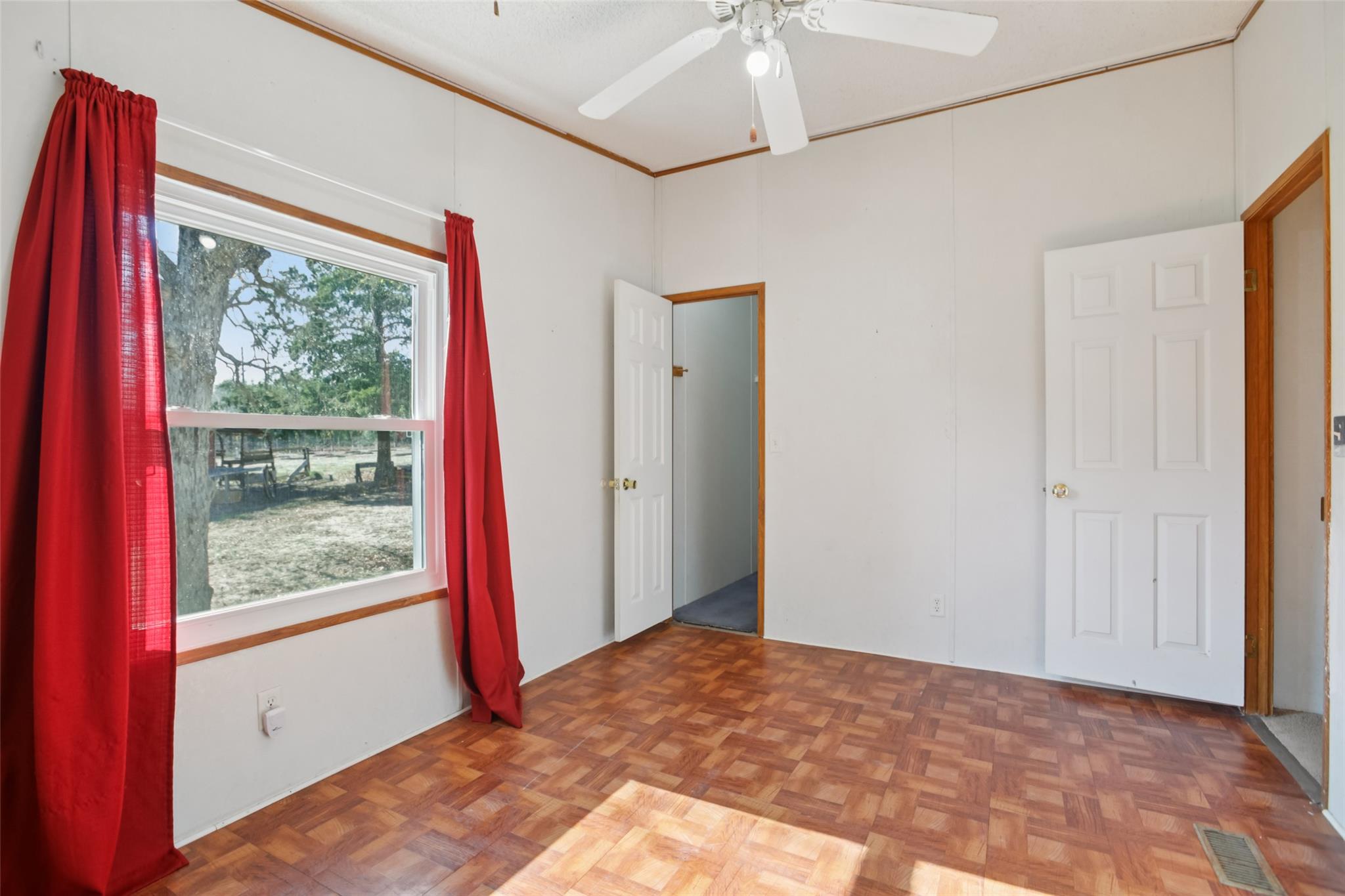 6975 Silver Mine Rd, Harwood, TX 78632