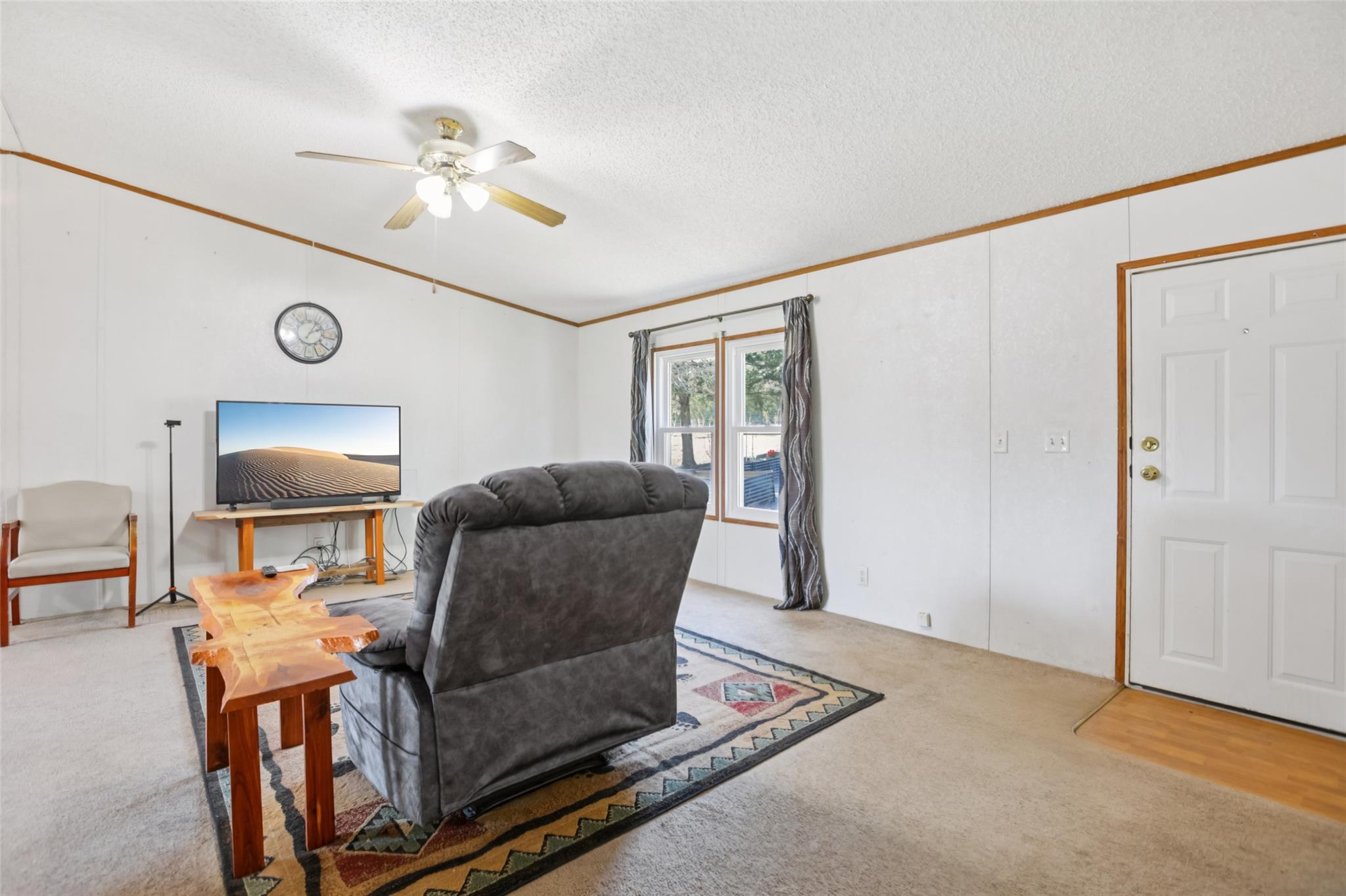 6975 Silver Mine Rd, Harwood, TX 78632