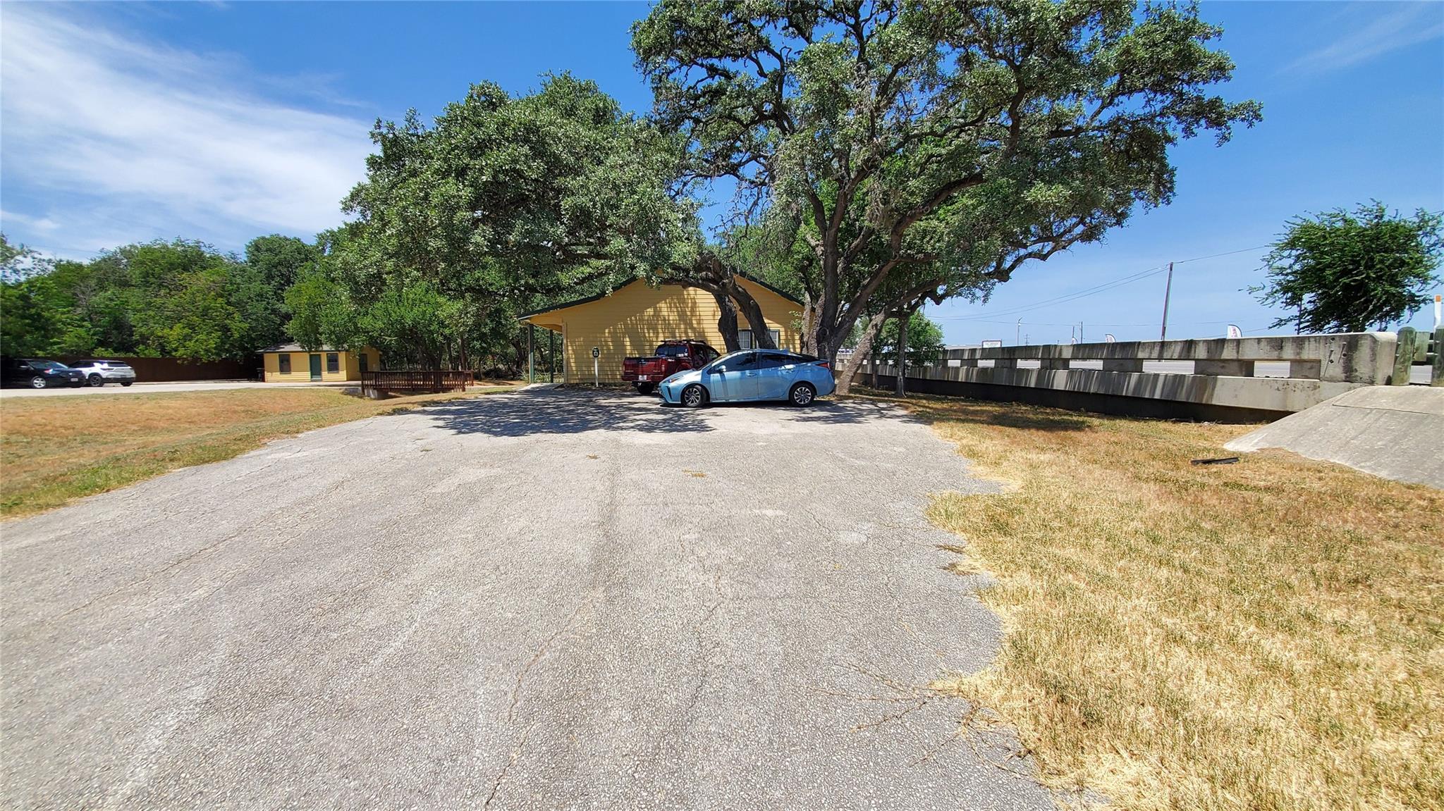 102 Whitetail Dr # 100, suites A, B, C, San Marcos, TX 78666