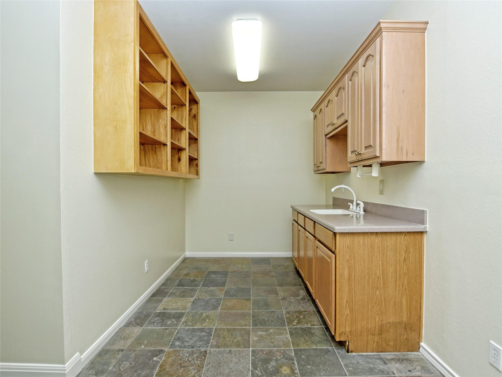 102 Whitetail Dr # 100, suites A, B, C, San Marcos, TX 78666