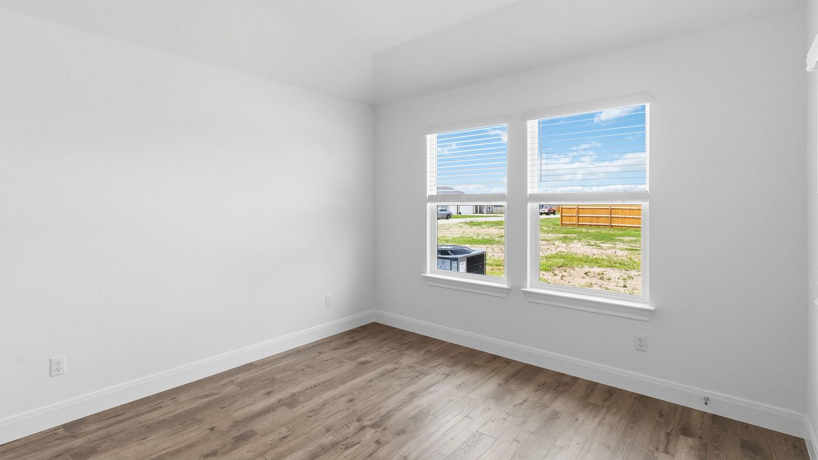 146 Union Pacific Dr, Cedar Creek, TX 78612