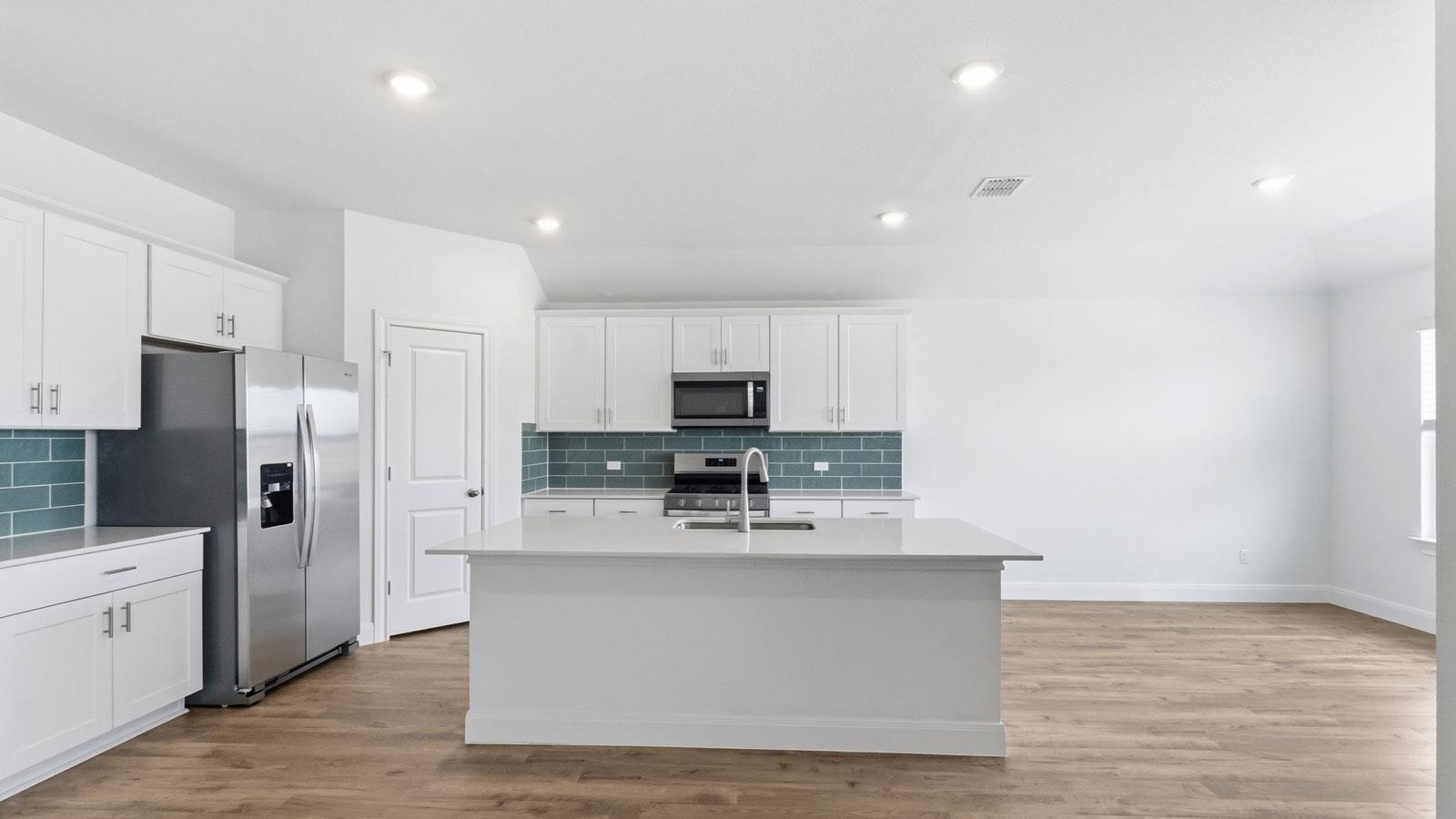 146 Union Pacific Dr, Cedar Creek, TX 78612