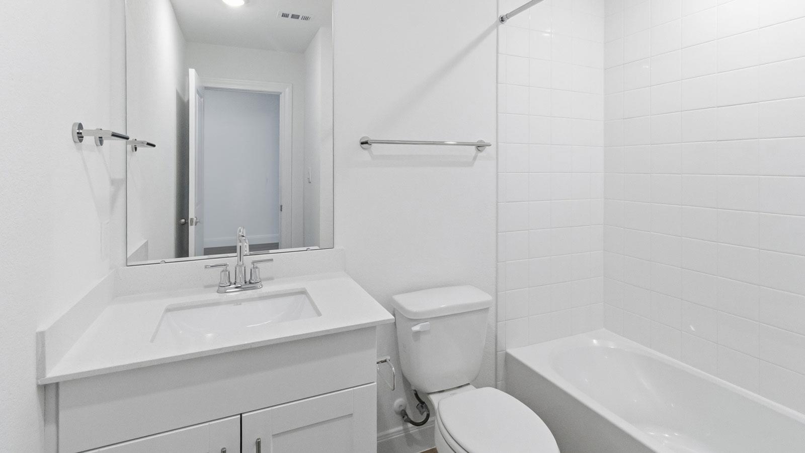 146 Union Pacific Dr, Cedar Creek, TX 78612