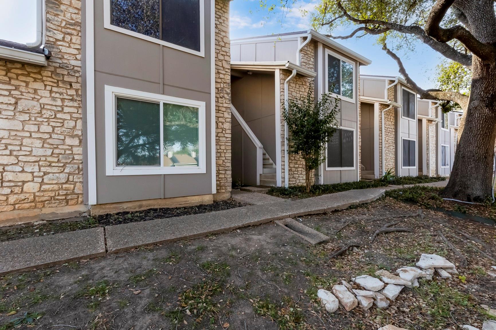 1740 Timber Ridge Rd # 136, Austin, TX 78741