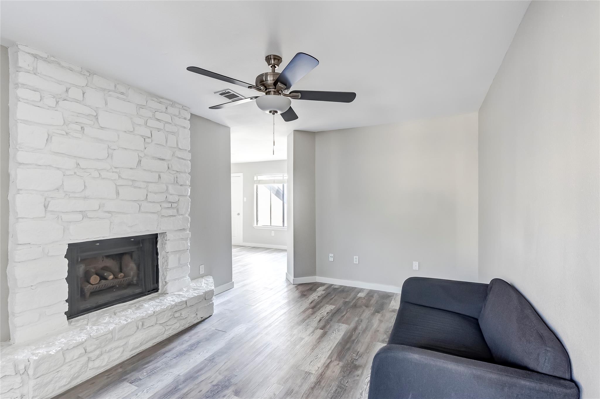 1740 Timber Ridge Rd # 136, Austin, TX 78741