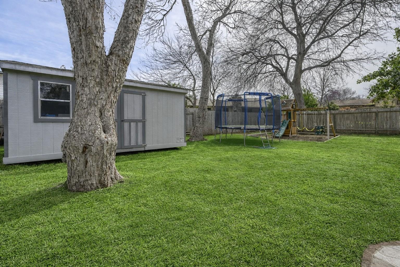 8303 Loralinda Dr, Austin, TX 78753