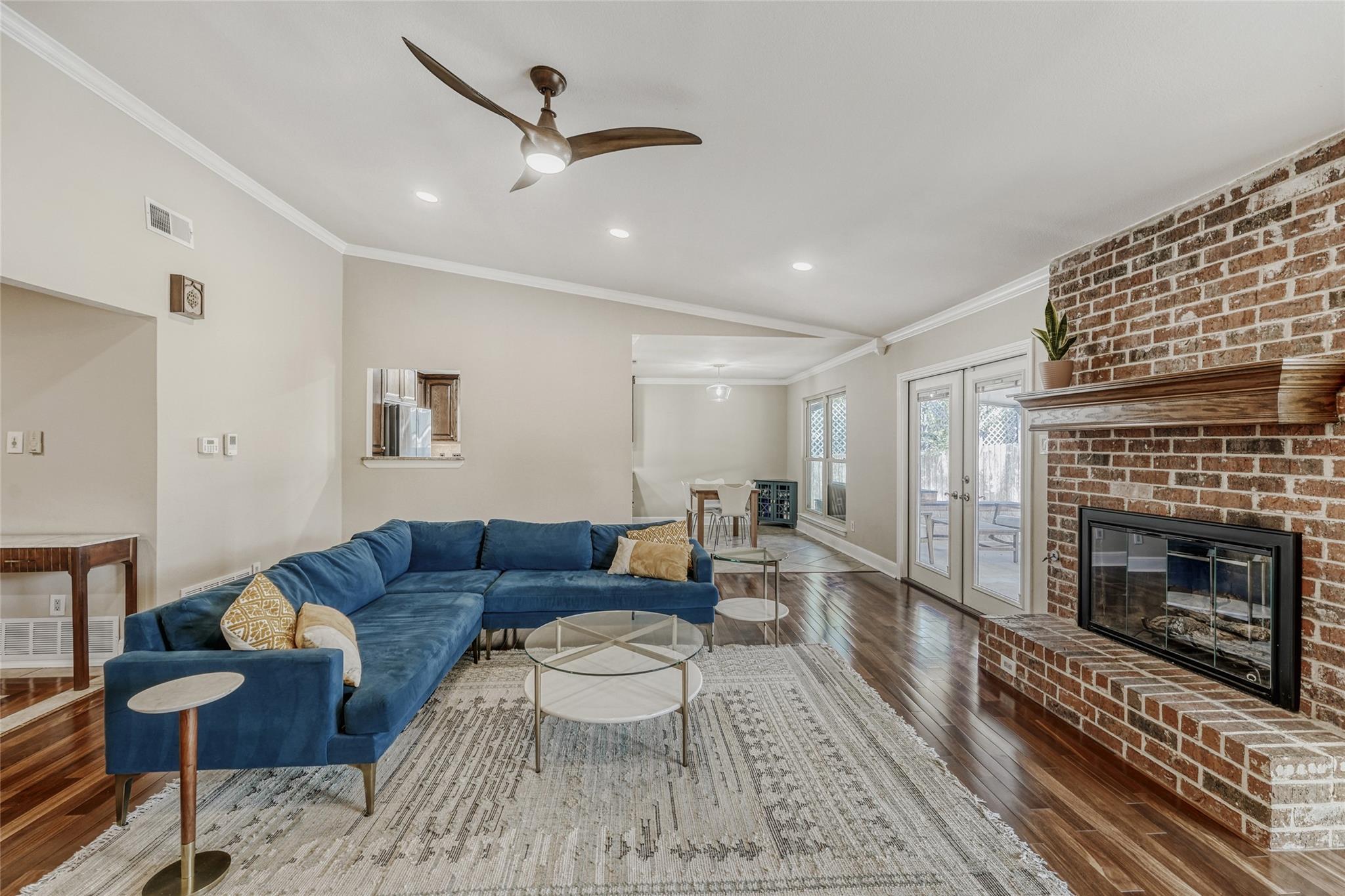 8303 Loralinda Dr, Austin, TX 78753