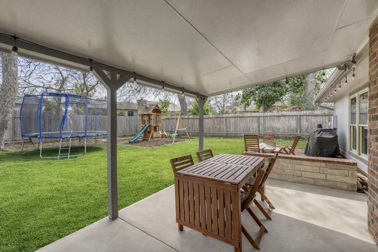 8303 Loralinda Dr, Austin, TX 78753