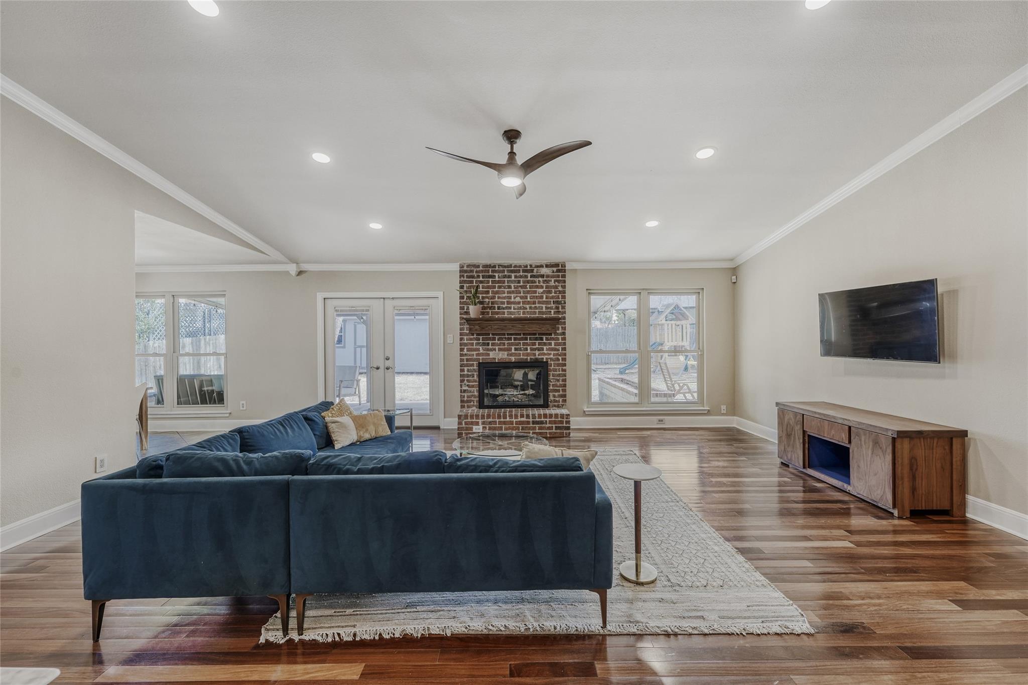 8303 Loralinda Dr, Austin, TX 78753