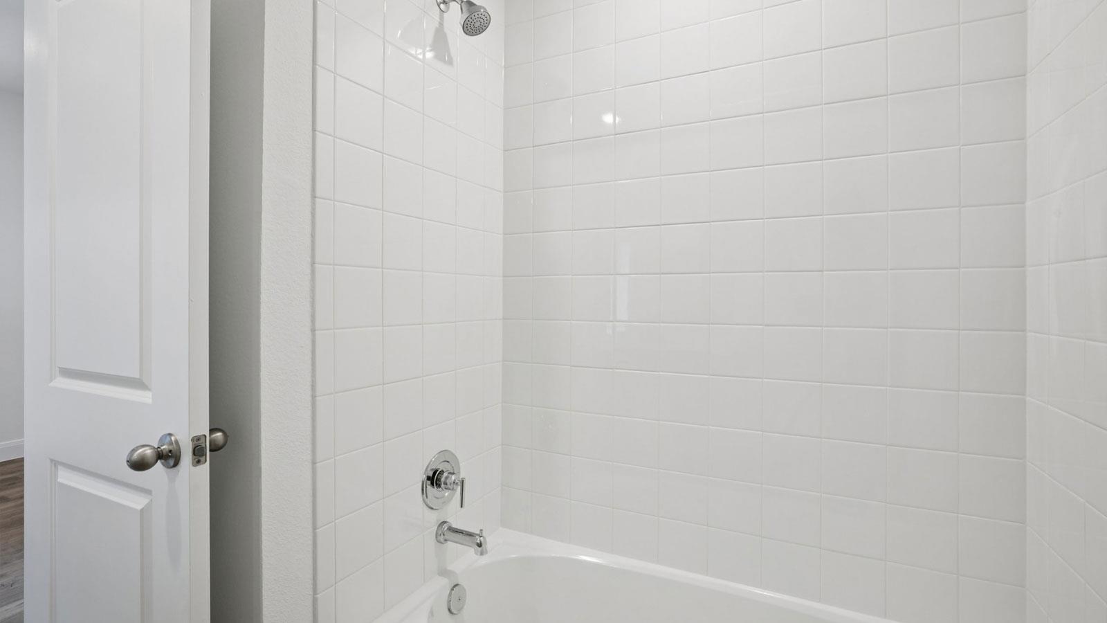 136 Union Pacific Dr, Cedar Creek, TX 78612