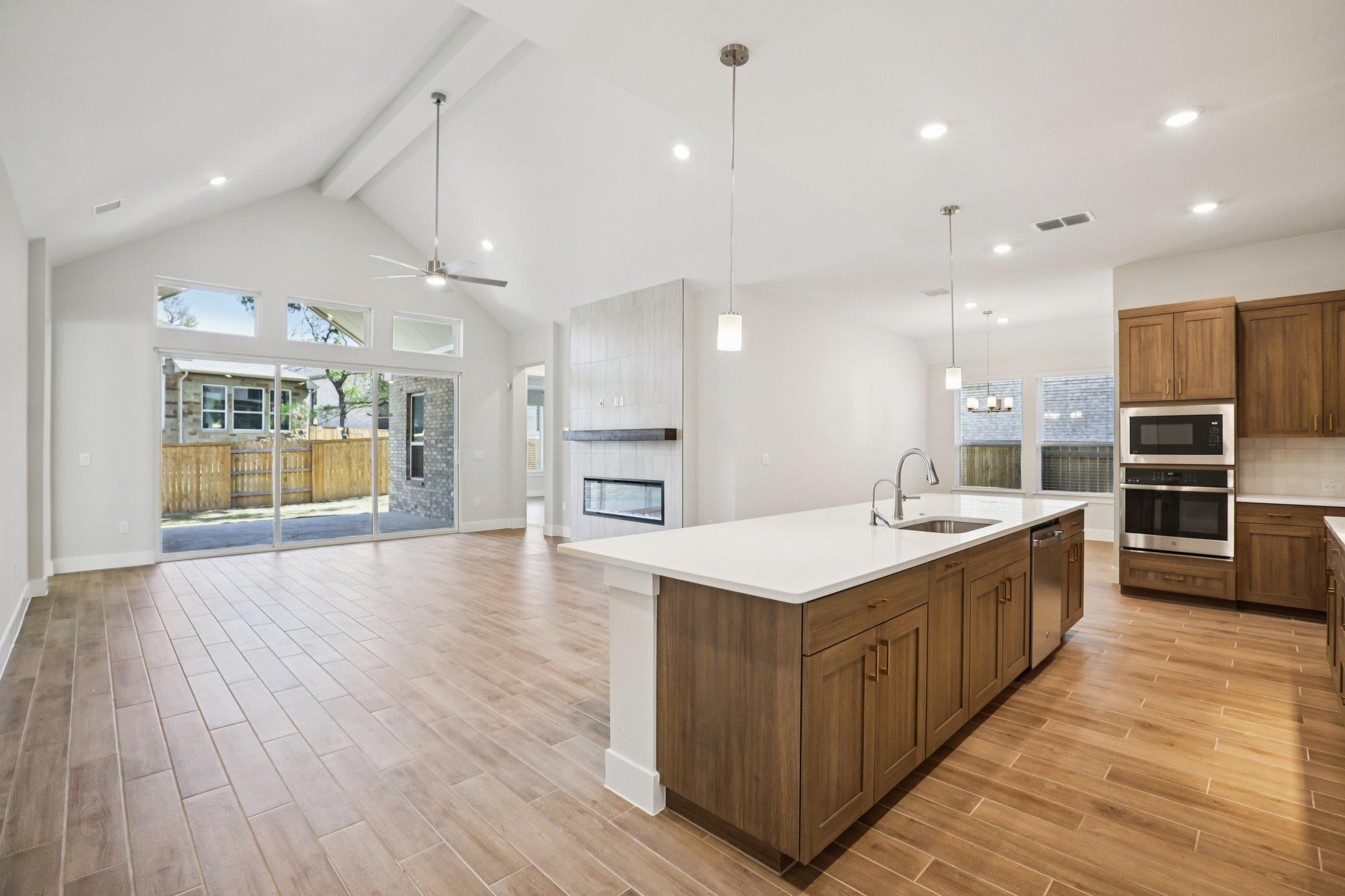 281 Seaside Sparrow Way, Kyle, TX 78640