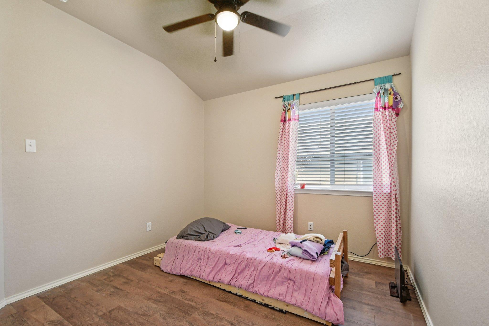 209 Wisteria Way, San Marcos, TX 78666