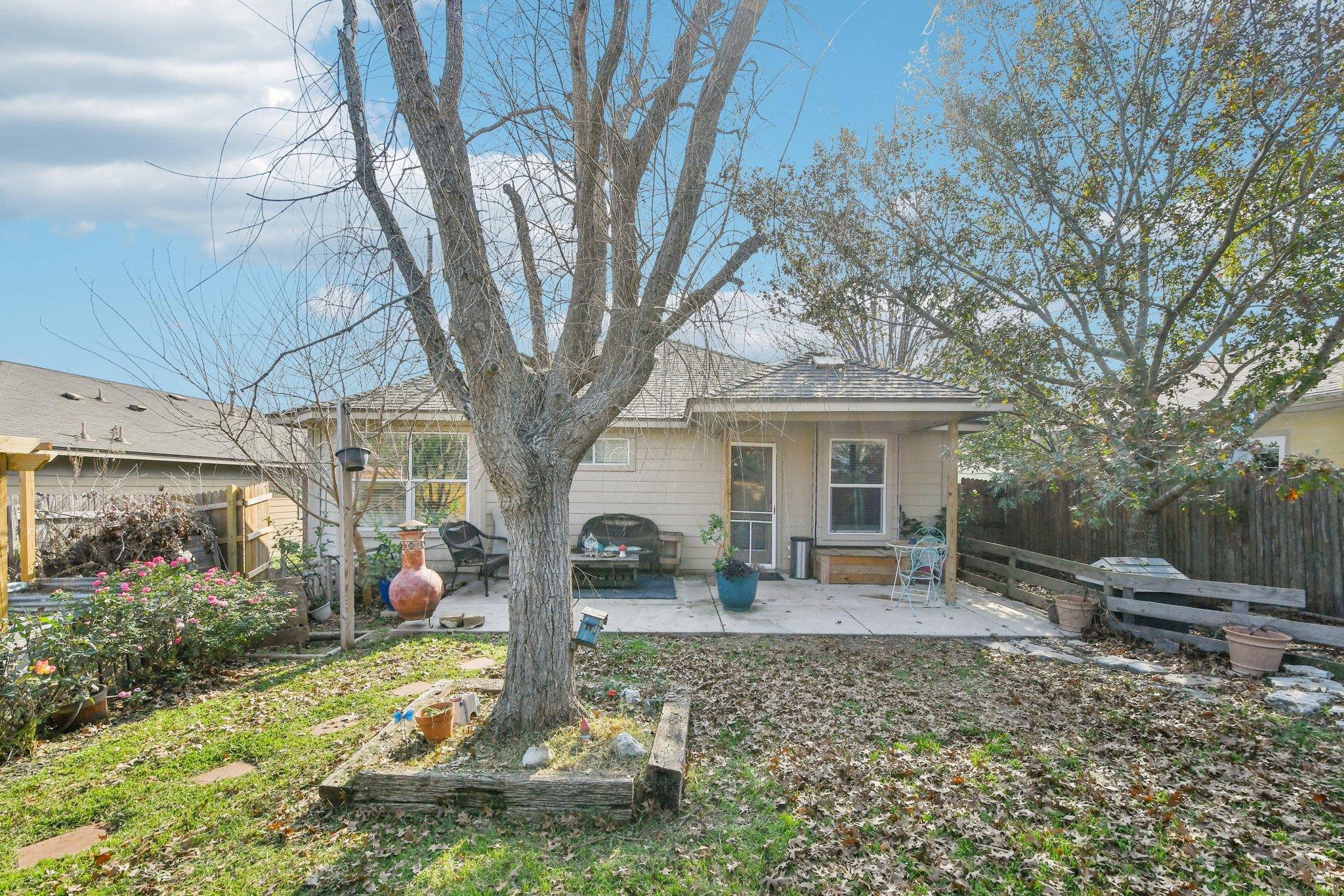 209 Wisteria Way, San Marcos, TX 78666