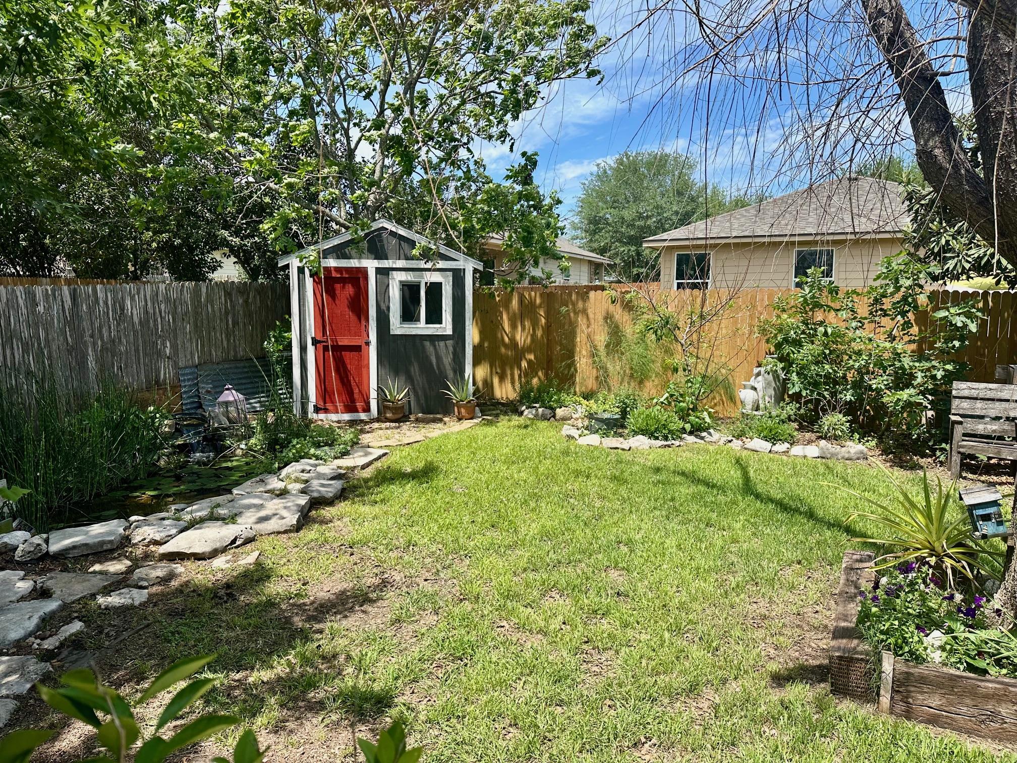 209 Wisteria Way, San Marcos, TX 78666