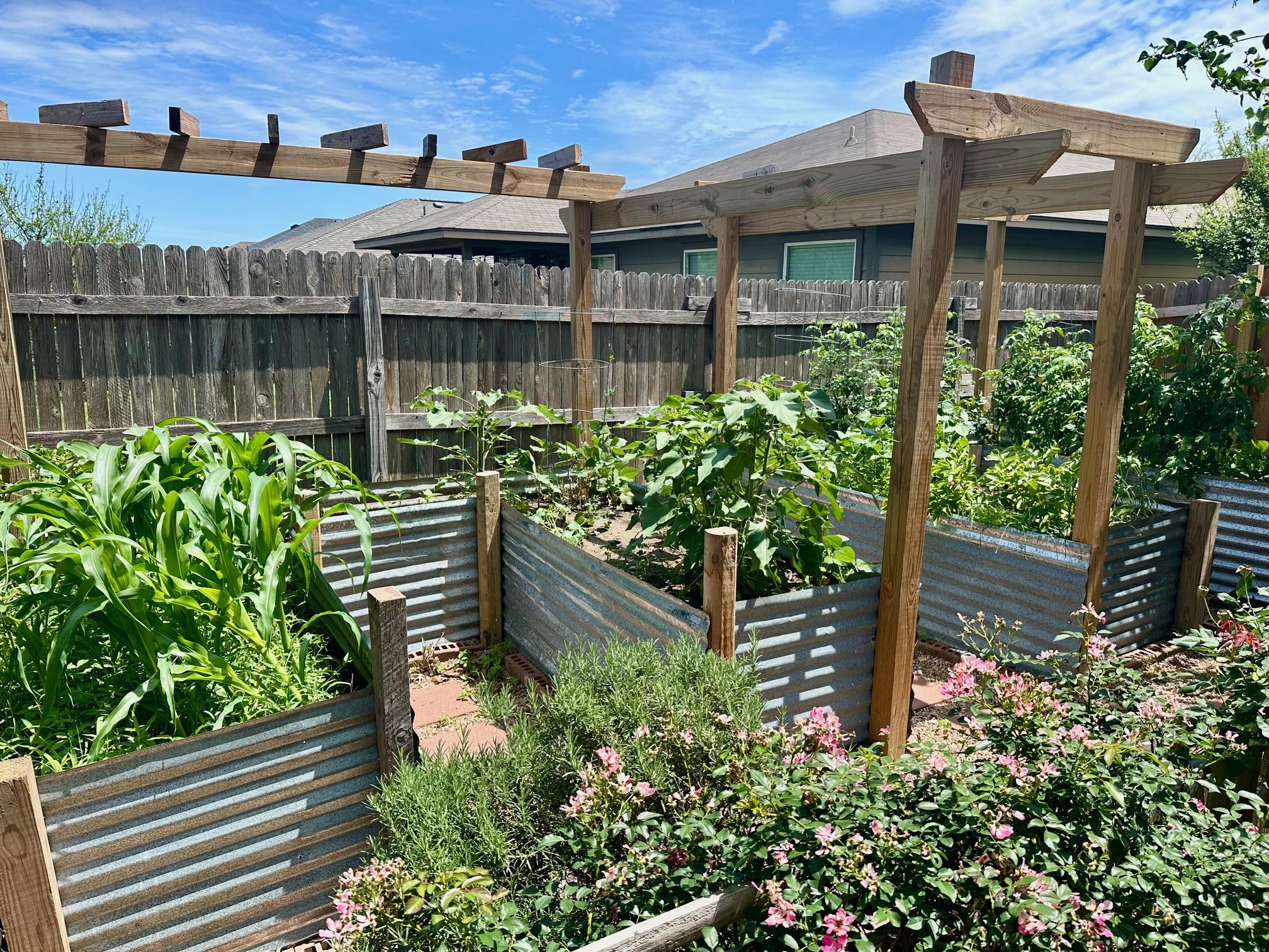 209 Wisteria Way, San Marcos, TX 78666