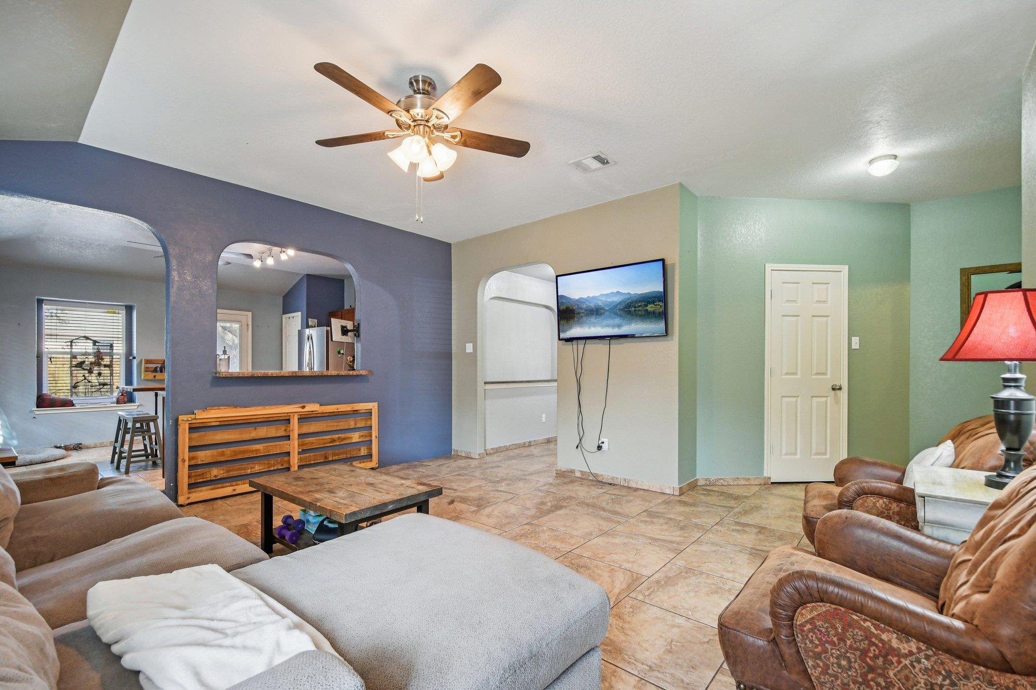 209 Wisteria Way, San Marcos, TX 78666