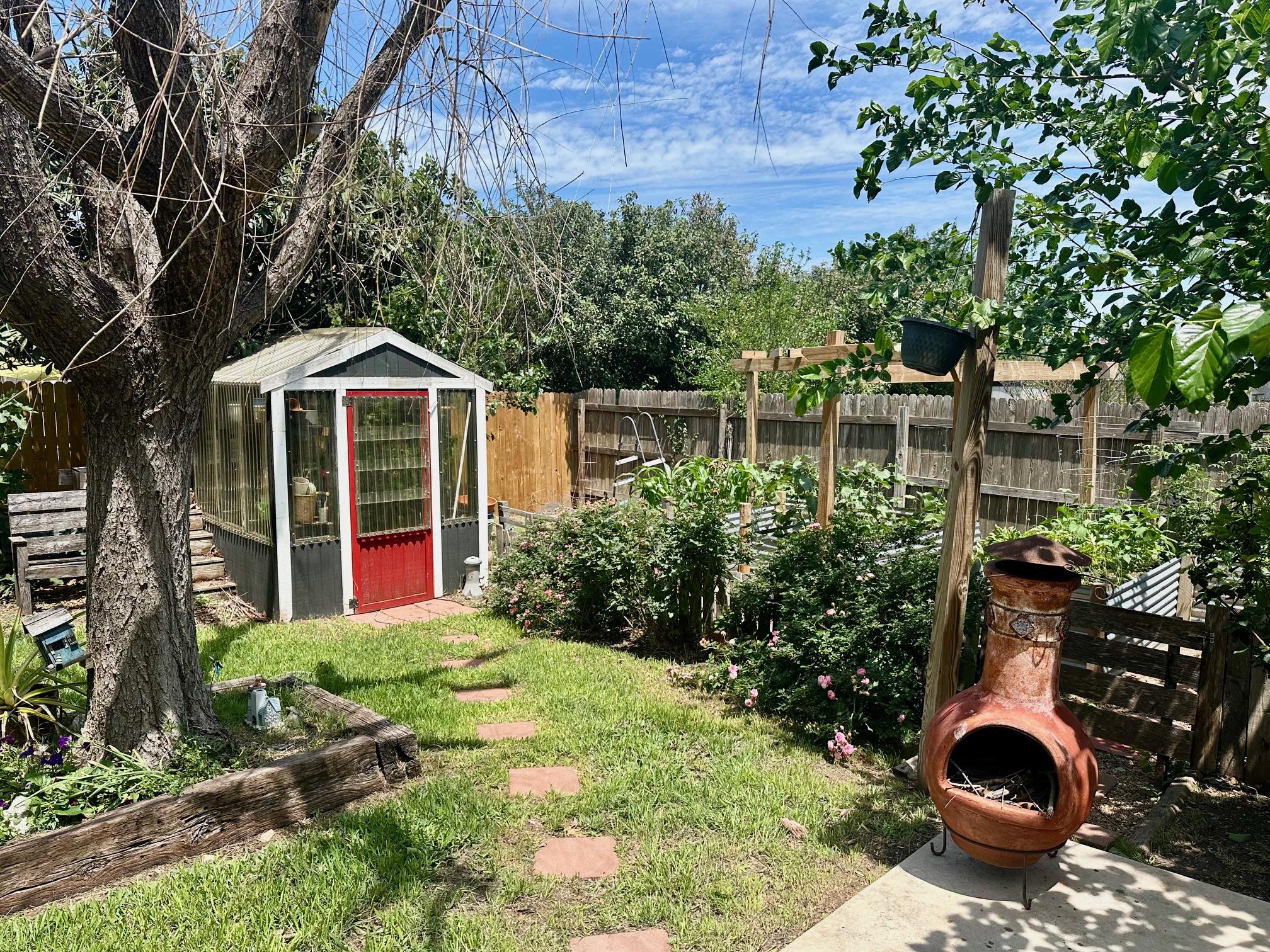 209 Wisteria Way, San Marcos, TX 78666