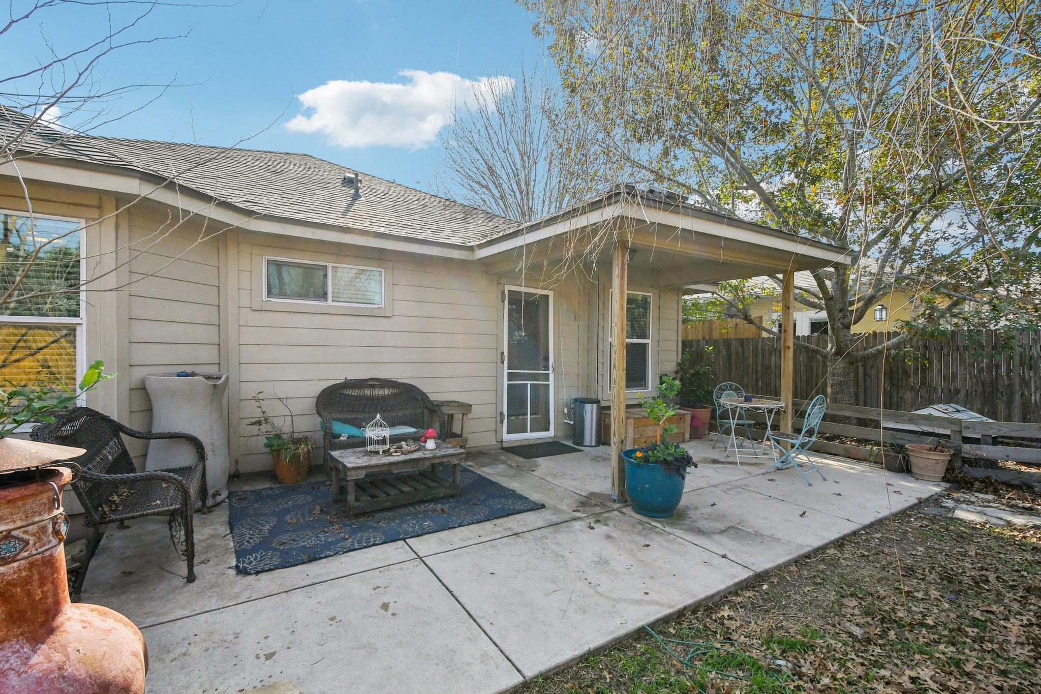 209 Wisteria Way, San Marcos, TX 78666