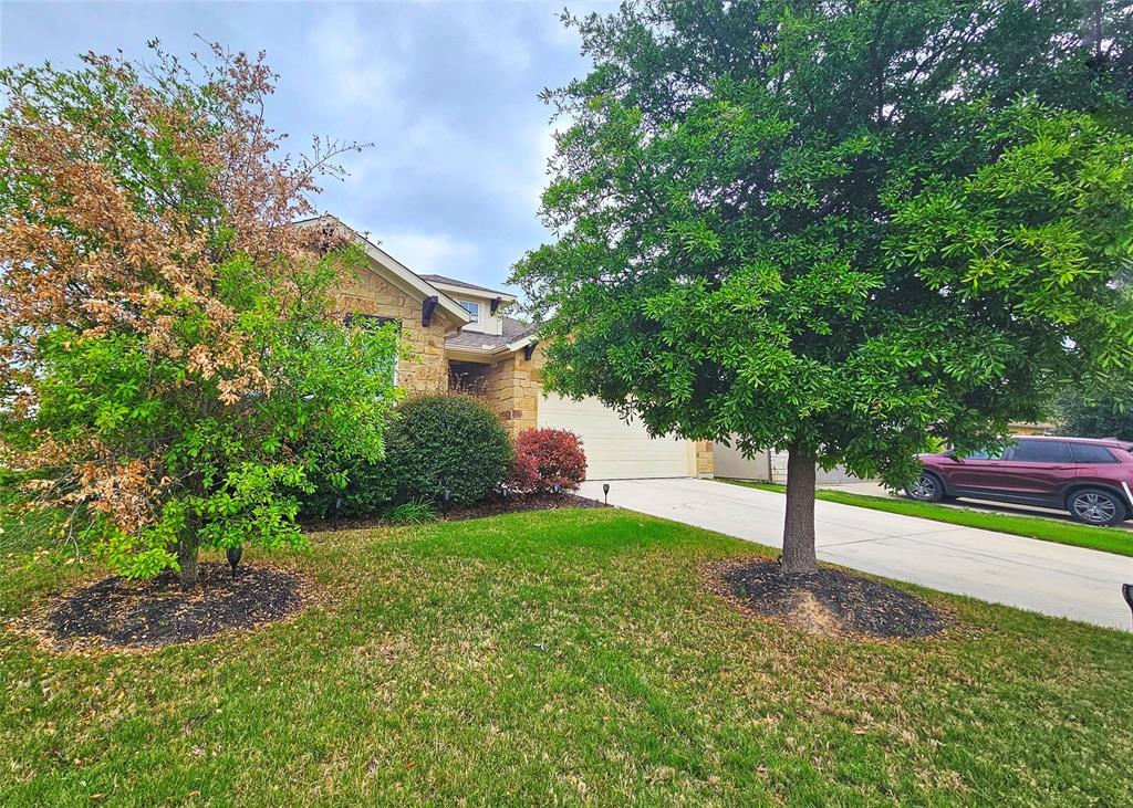 637 Palmilla St, Leander, TX 78641