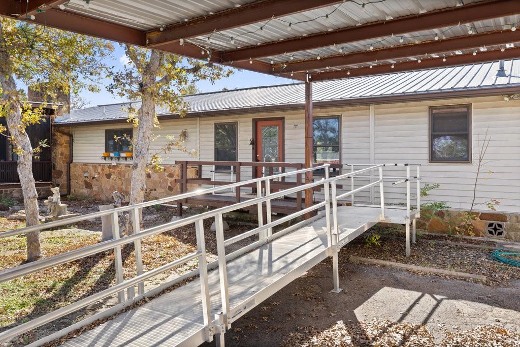 200 Mesa Oaks, Leander, TX 78641