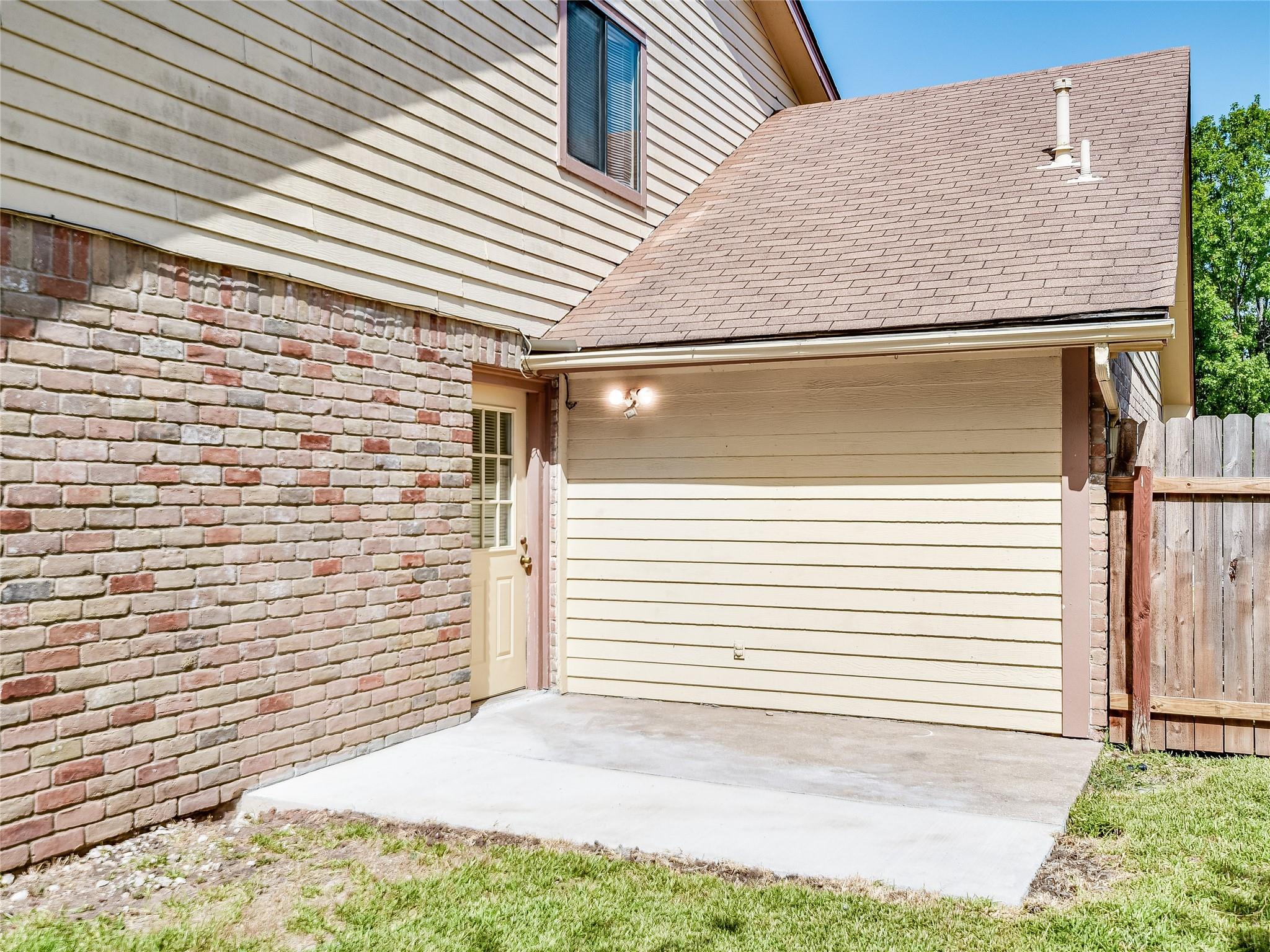 803 Valley View Dr # B, Pflugerville, TX 78660